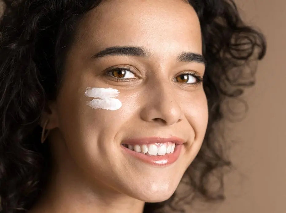 Struggling with Winter Dryness? Here's the Secret to Soft Skin